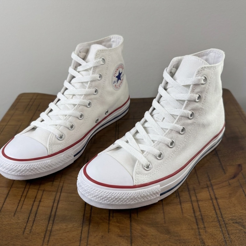 Converse High-Tops - Picture 9 of 9
